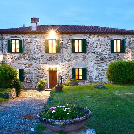 Agriturismo I Poggilunghi チヴィテッラ・イン・ヴァル・ディ・キアーナ エクステリア 写真