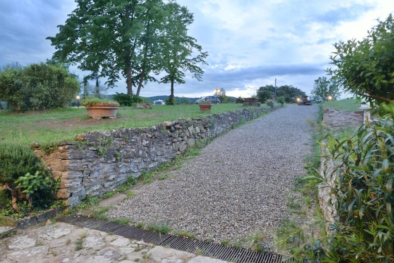 Agriturismo I Poggilunghi チヴィテッラ・イン・ヴァル・ディ・キアーナ エクステリア 写真