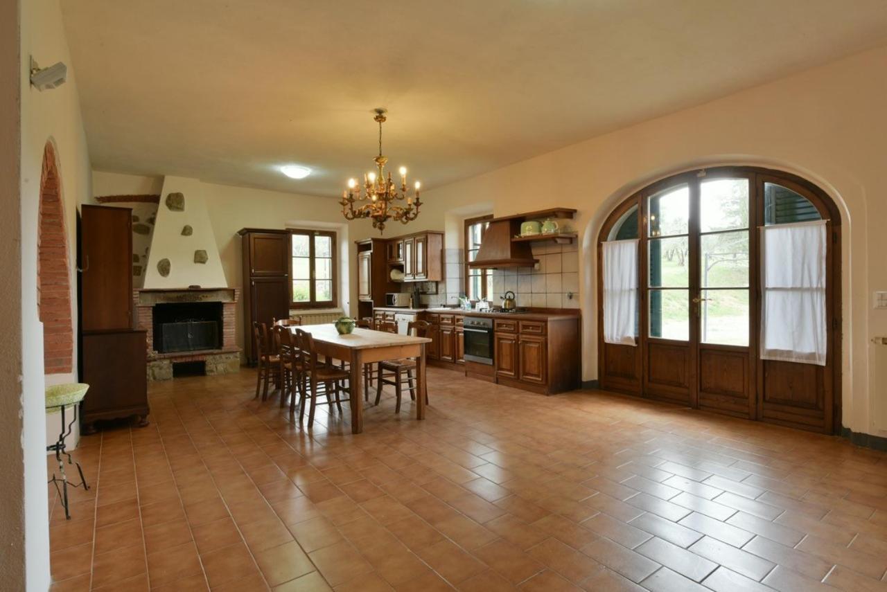 Agriturismo I Poggilunghi チヴィテッラ・イン・ヴァル・ディ・キアーナ エクステリア 写真