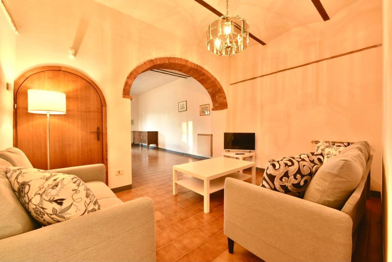 Agriturismo I Poggilunghi チヴィテッラ・イン・ヴァル・ディ・キアーナ エクステリア 写真