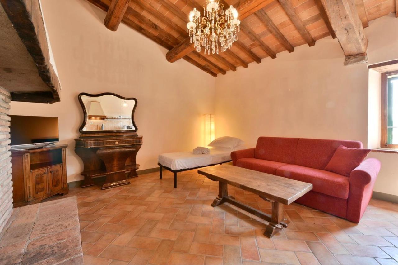 Agriturismo I Poggilunghi チヴィテッラ・イン・ヴァル・ディ・キアーナ エクステリア 写真