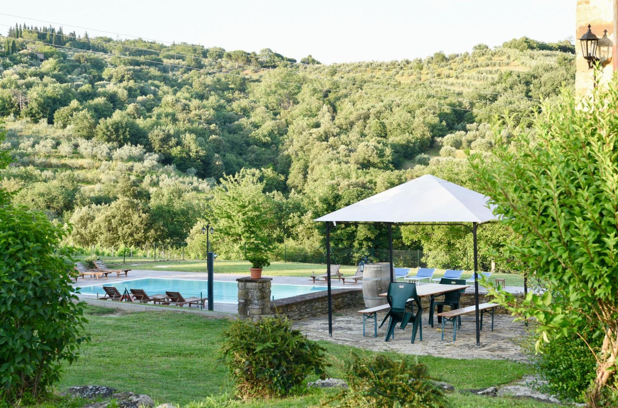 Agriturismo I Poggilunghi チヴィテッラ・イン・ヴァル・ディ・キアーナ エクステリア 写真